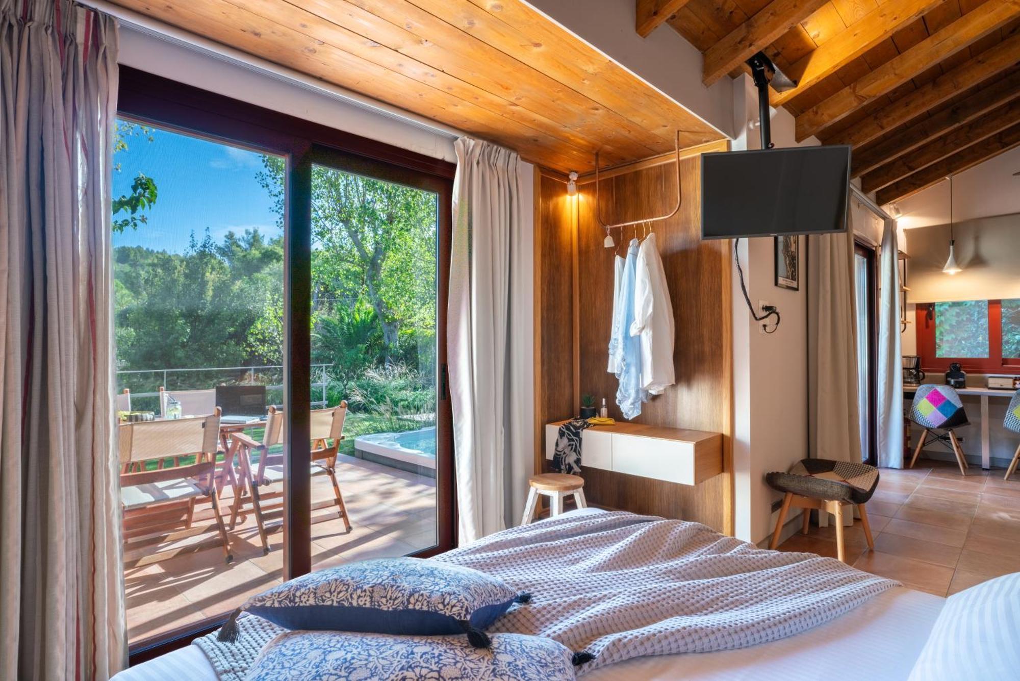 Klaritz Luxury Suites Lassi  Buitenkant foto